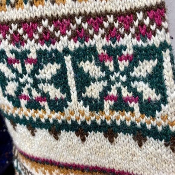 BellField Wool Blend Crew Neck Sweater - Picture 13 of 16